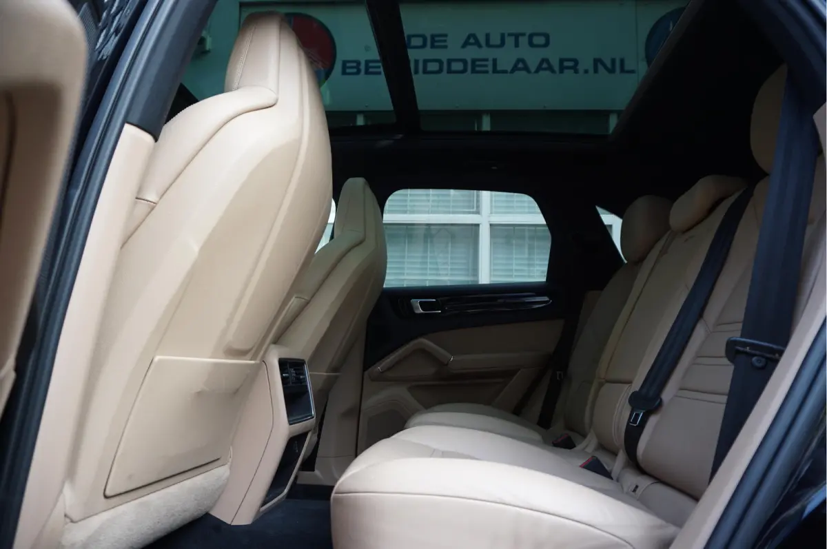 2.9 S AWD Aut8 441pk | Panoramadak | Luchtvering PASM | GTS sportzetels voor en achter | Uitgebreid memory pakket | Volledig onderhouden | Porsche RS Design velgen 21inch 2 sets banden |