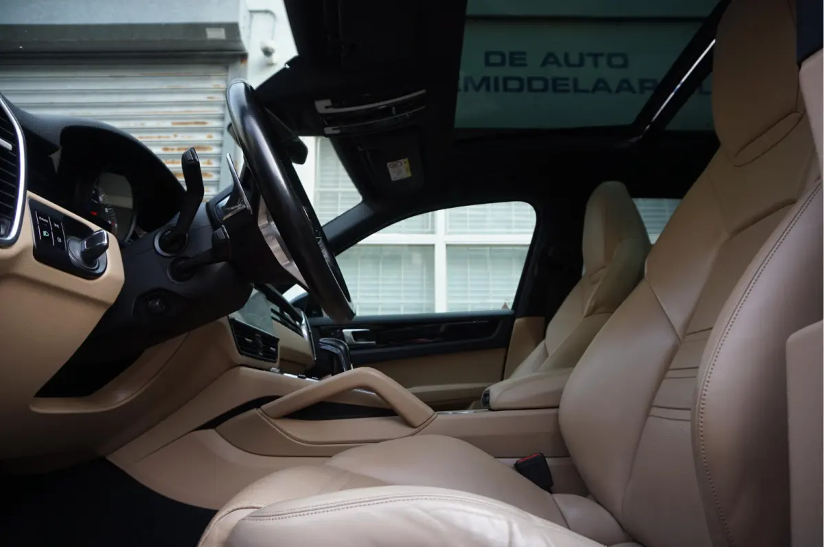 2.9 S AWD Aut8 441pk | Panoramadak | Luchtvering PASM | GTS sportzetels voor en achter | Uitgebreid memory pakket | Volledig onderhouden | Porsche RS Design velgen 21inch 2 sets banden |