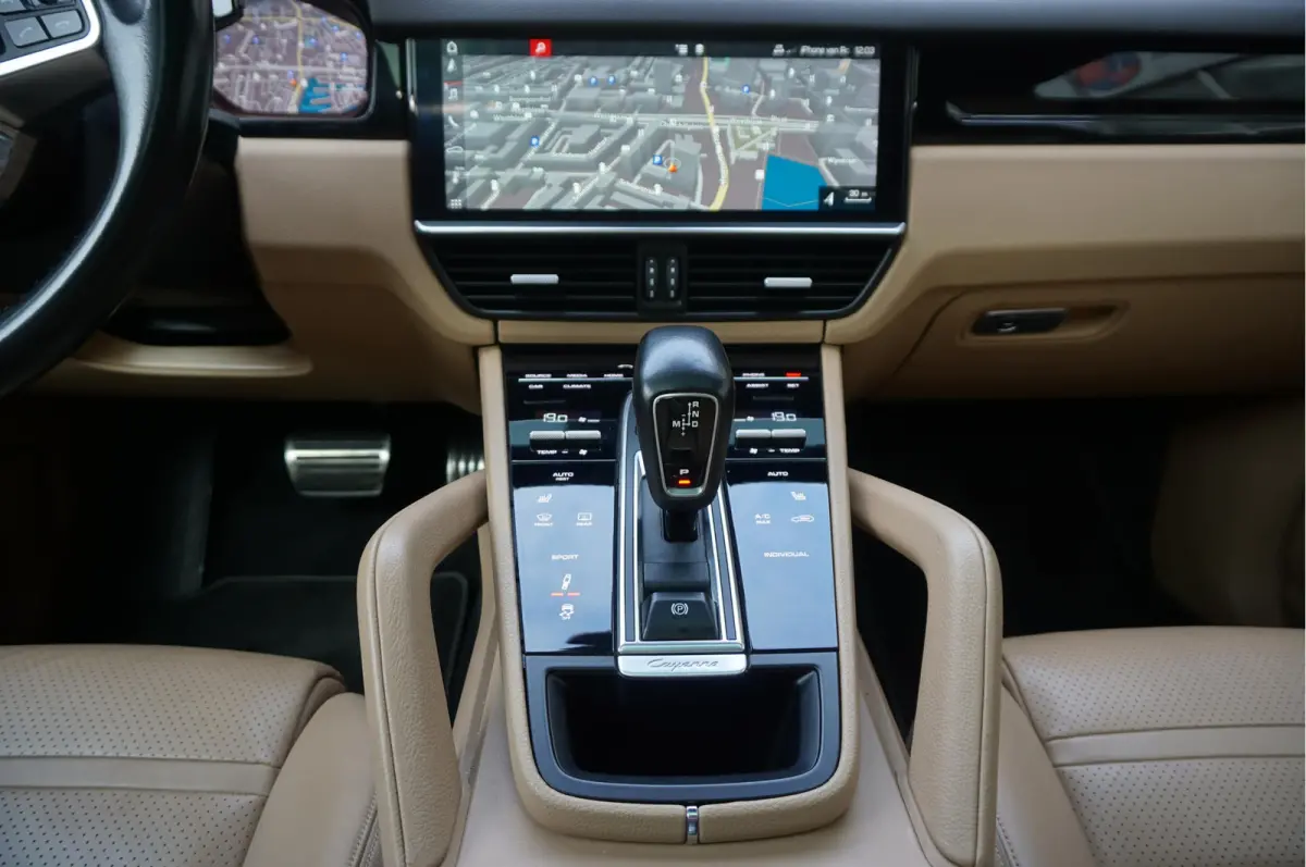 2.9 S AWD Aut8 441pk | Panoramadak | Luchtvering PASM | GTS sportzetels voor en achter | Uitgebreid memory pakket | Volledig onderhouden | Porsche RS Design velgen 21inch 2 sets banden |