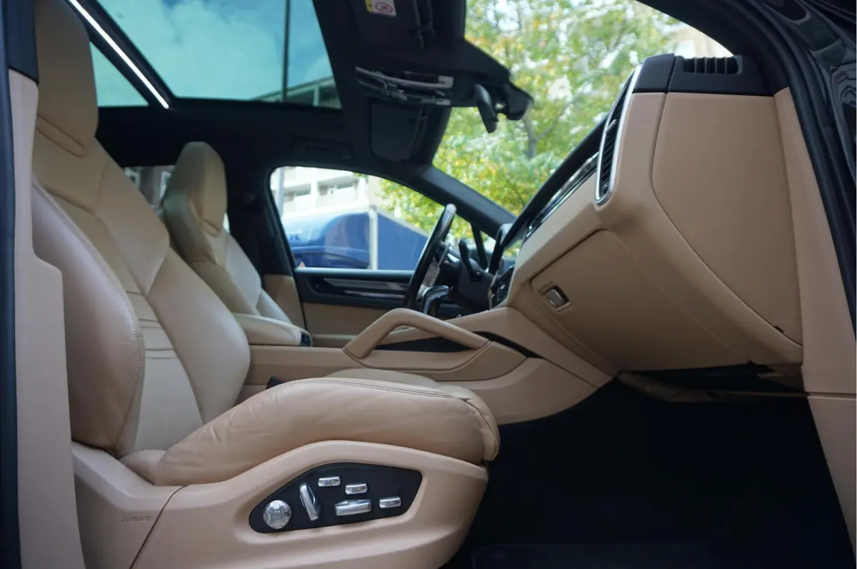 2.9 S AWD Aut8 441pk | Panoramadak | Luchtvering PASM | GTS sportzetels voor en achter | Uitgebreid memory pakket | Volledig onderhouden | Porsche RS Design velgen 21inch 2 sets banden |