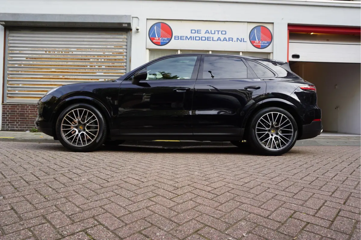2.9 S AWD Aut8 441pk | Panoramadak | Luchtvering PASM | GTS sportzetels voor en achter | Uitgebreid memory pakket | Volledig onderhouden | Porsche RS Design velgen 21inch 2 sets banden |