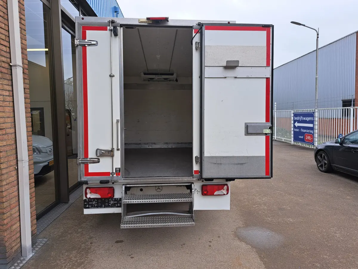 314 CDI AUTM. EURO 6 KOELWAGEN / VRIESWAGEN THERMO KING Airco Achteruitrijcamera Verwarmdevoorstoel