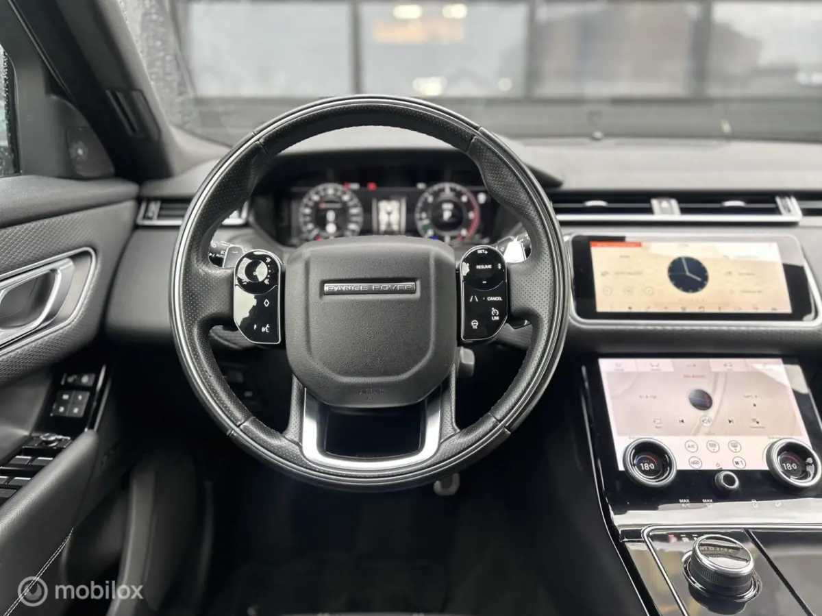 3.0 V6 AWD R-Dynamic HSE | PANO