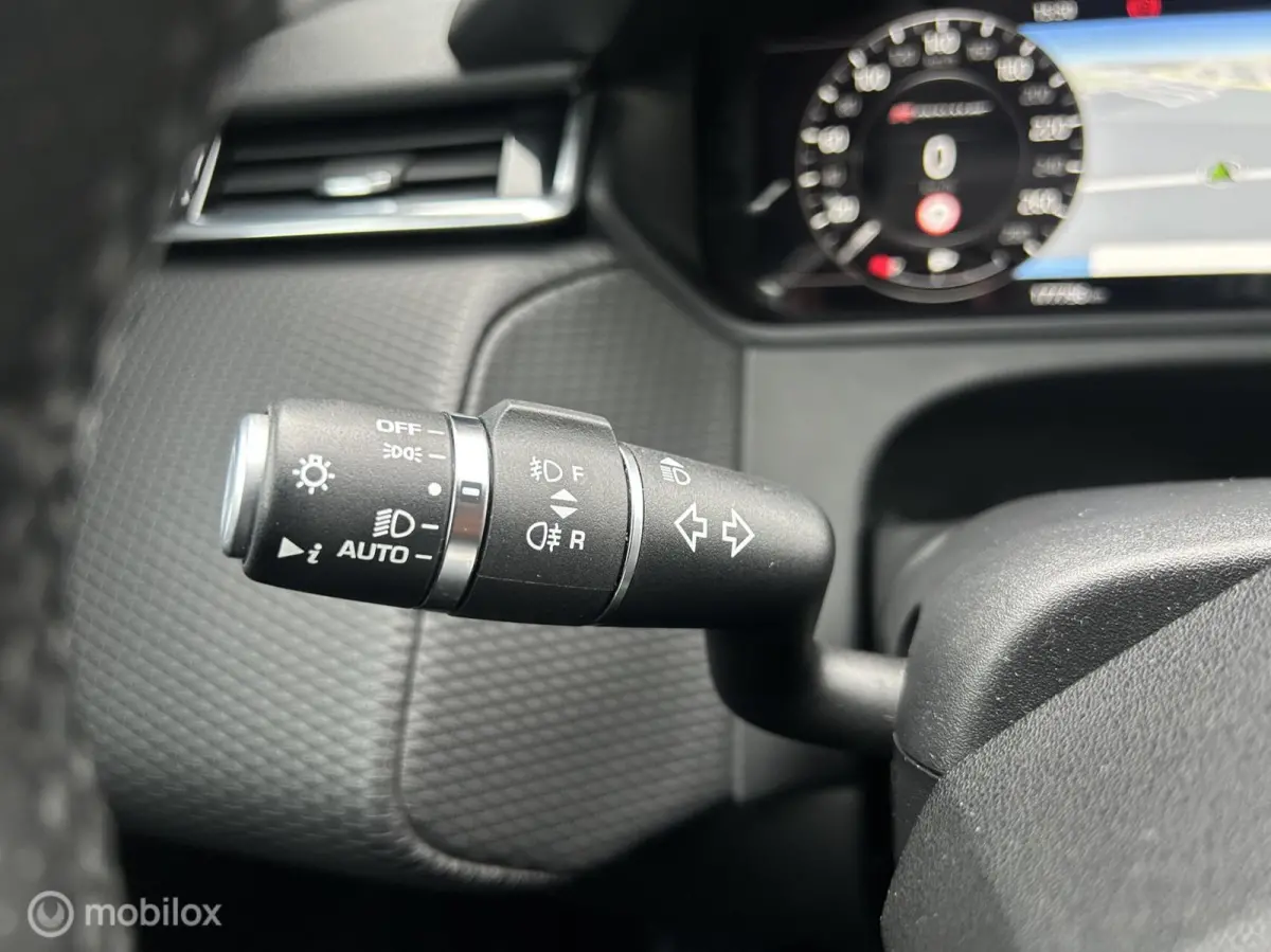 3.0 V6 AWD R-Dynamic HSE | PANO