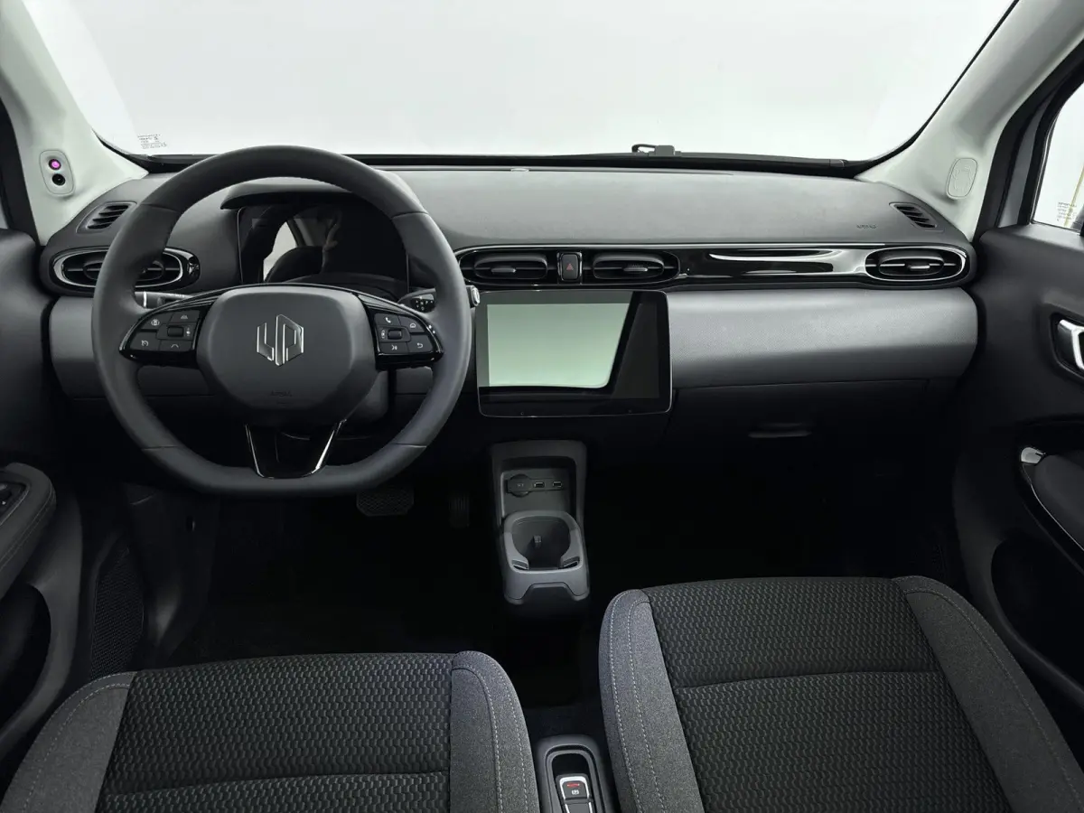 Design 37.3 kWh | DEMO | Achteruitrijcamera | Navigatie | Panorama Dak | Climate Control | Adaptieve Cruise Control |