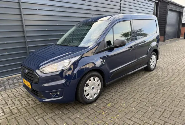 1.5 EcoBlue Automaat Hondenauto 2x Bench/hondenrek