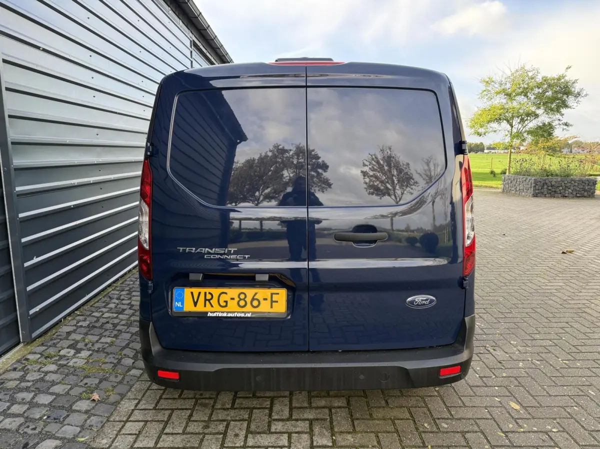 1.5 EcoBlue Automaat Hondenauto 2x Bench/hondenrek