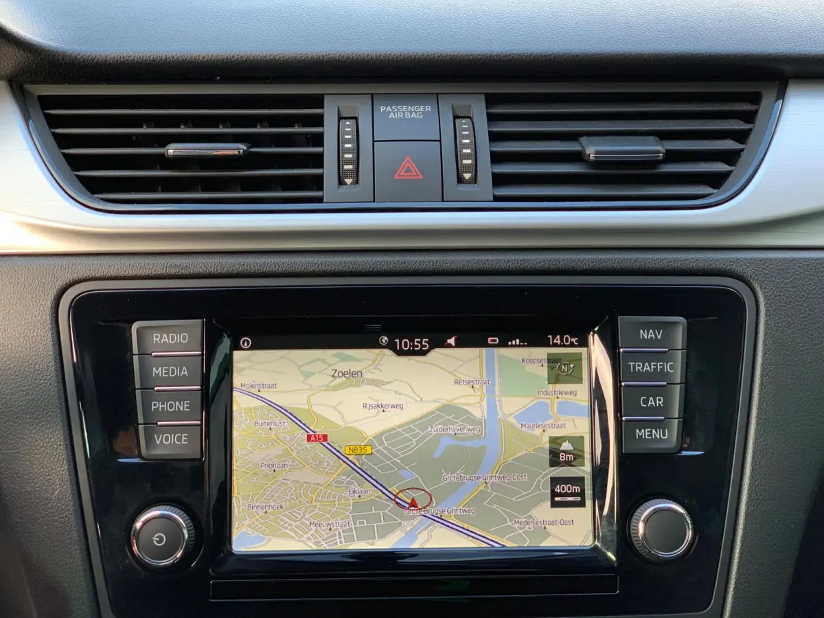 1.0 TSI Greentech Drive | Automaat | Navigatie | Cruise Control |