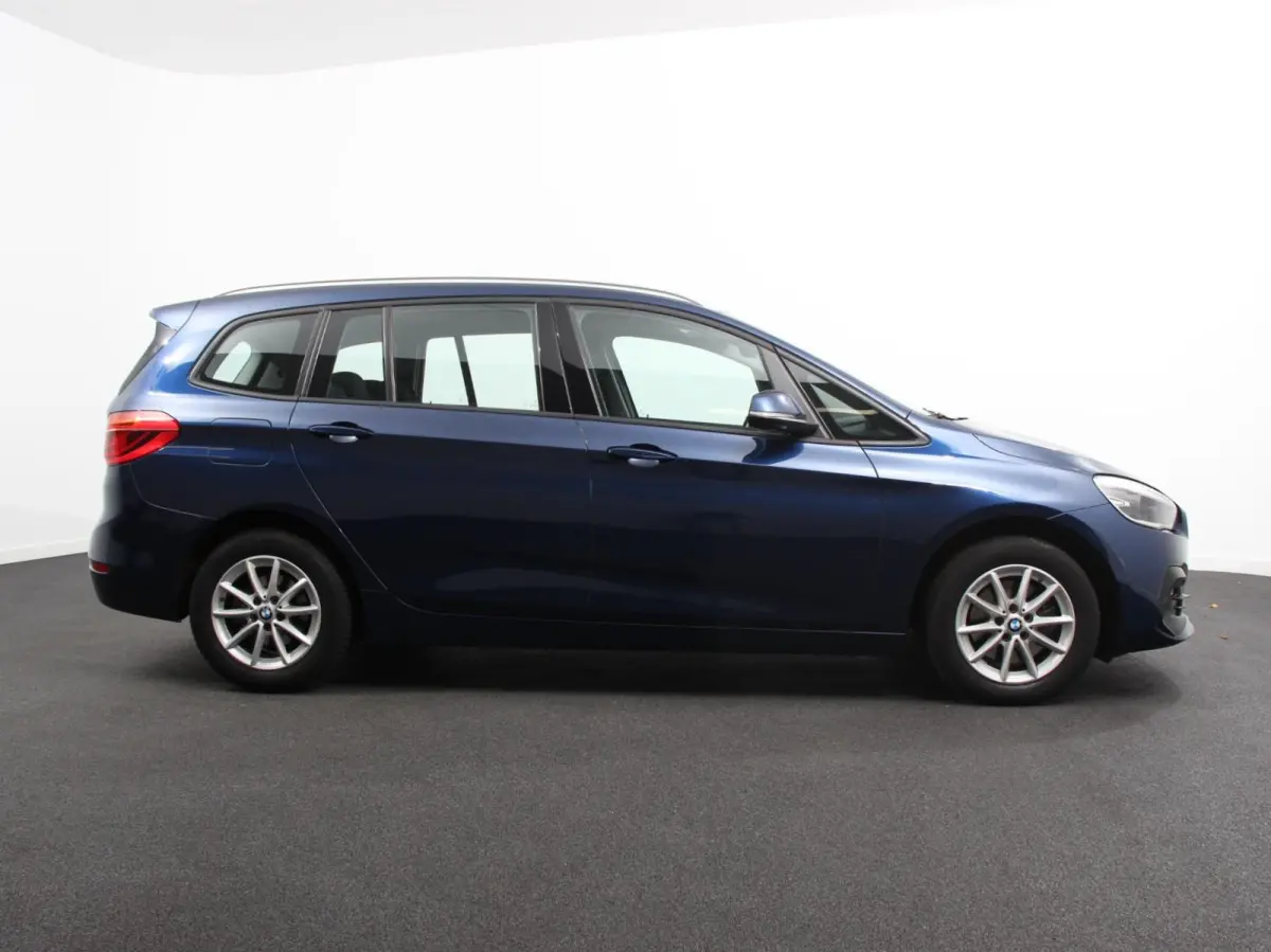 218i Automaat Corporate Lease Executive 7p Cruise control Lichtmetalen velgen Navigatie Parkeersensoren achter Radio LED