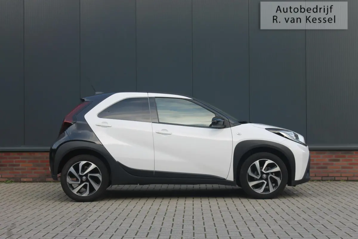 1.0 VVT-i MT Pulse I Rijk uitgerust I 1 Eigenaar I NL-auto