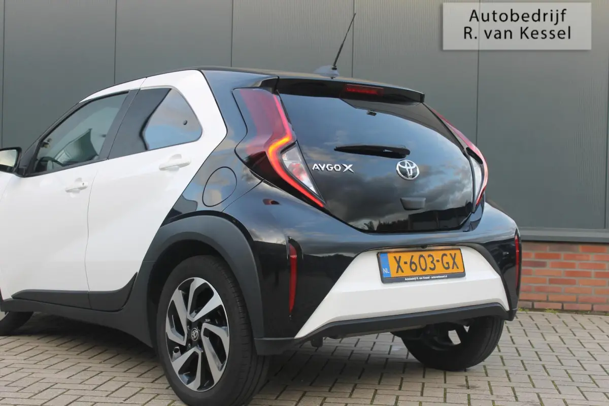 1.0 VVT-i MT Pulse I Rijk uitgerust I 1 Eigenaar I NL-auto