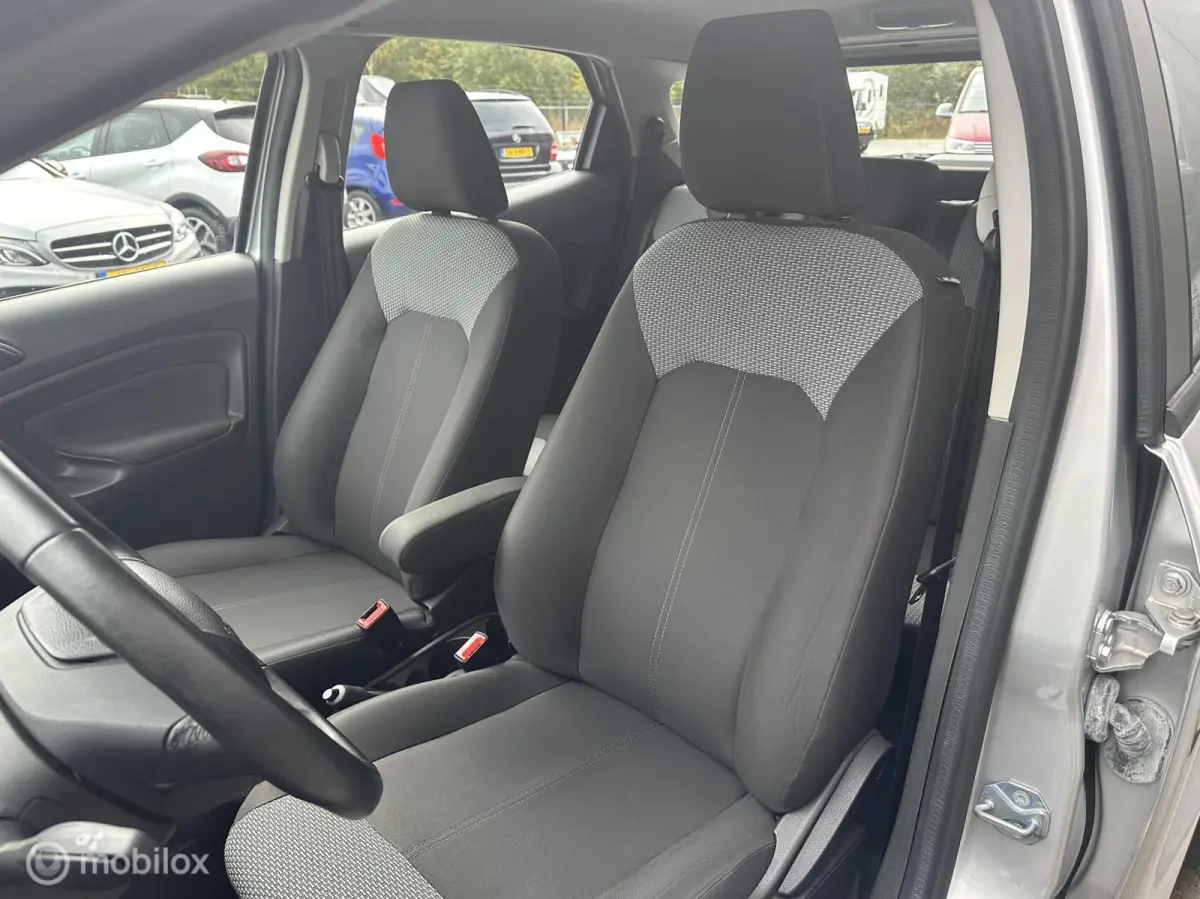 1.0 EcoBoost Titanium