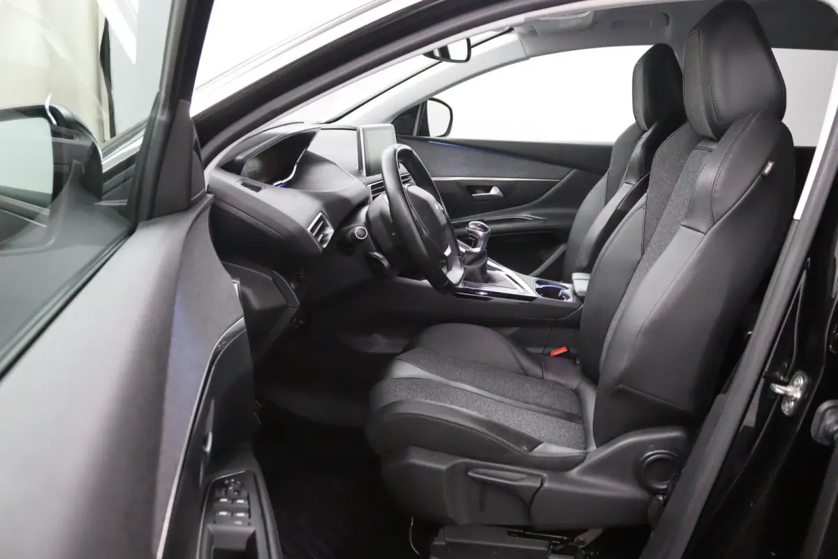 1.2 Allure*130PK*ECC*CRUISE*NAVI*CARPLAY*