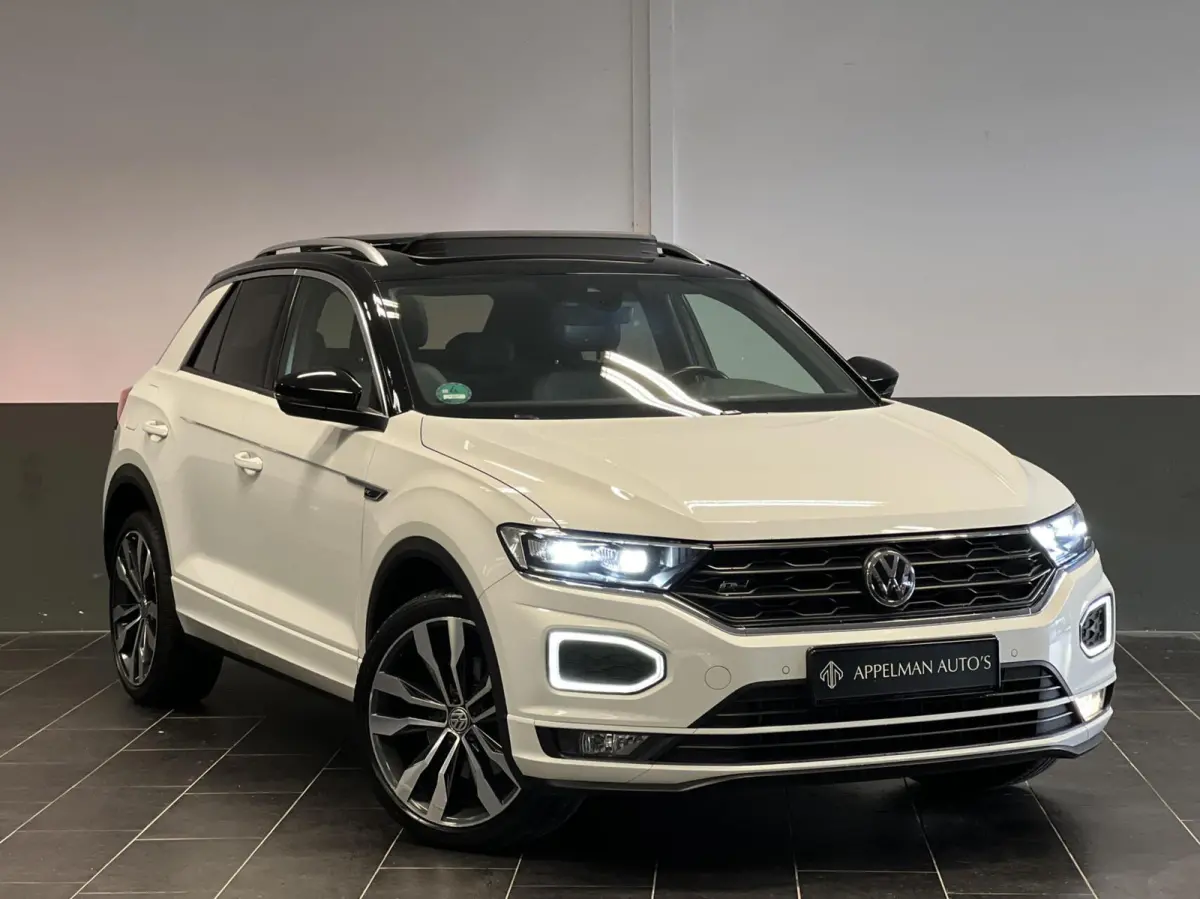 1.5 TSI 3 X R-LINE |BEATS|Dodehoek|Pano|Camera|Virtual|Carplay|