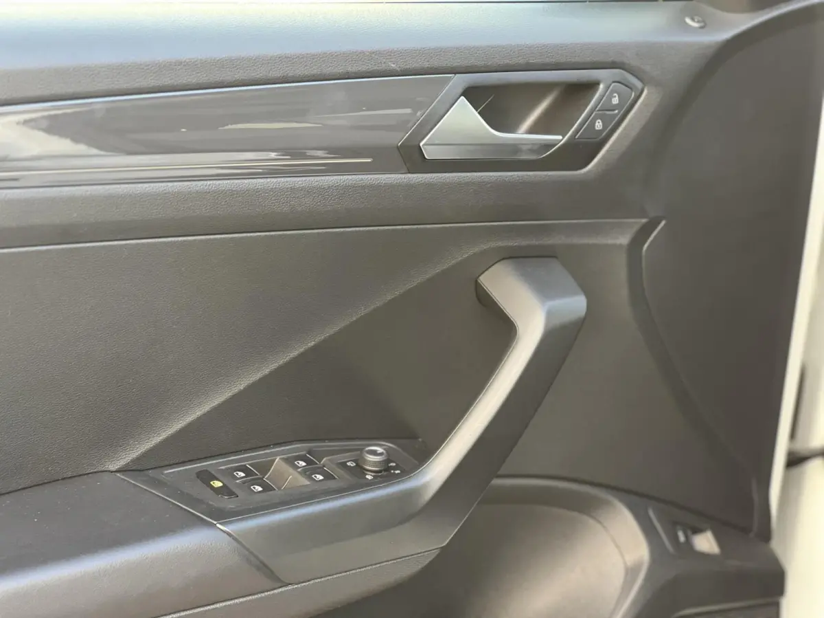 1.5 TSI 3 X R-LINE |BEATS|Dodehoek|Pano|Camera|Virtual|Carplay|