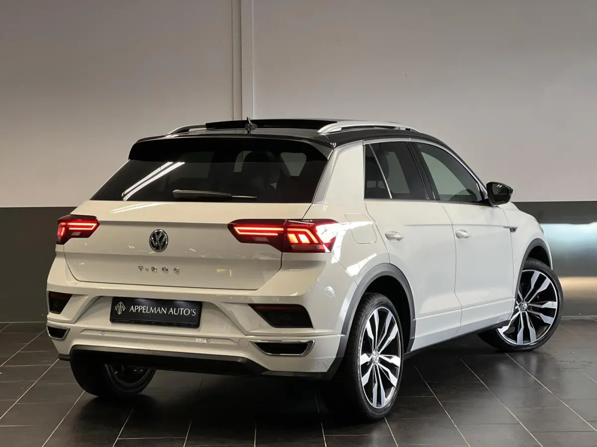 1.5 TSI 3 X R-LINE |BEATS|Dodehoek|Pano|Camera|Virtual|Carplay|