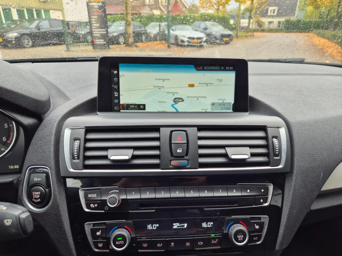 F20 Trekhaak Apple CarPlay 2-eig NAVI NAP Cruise Automaat Diesel EURO 6 LCI Sport Line 116d Centennial High Executive