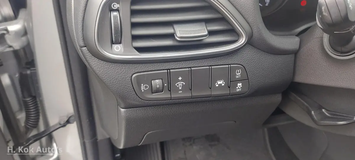 1.4 T-GDI Premium