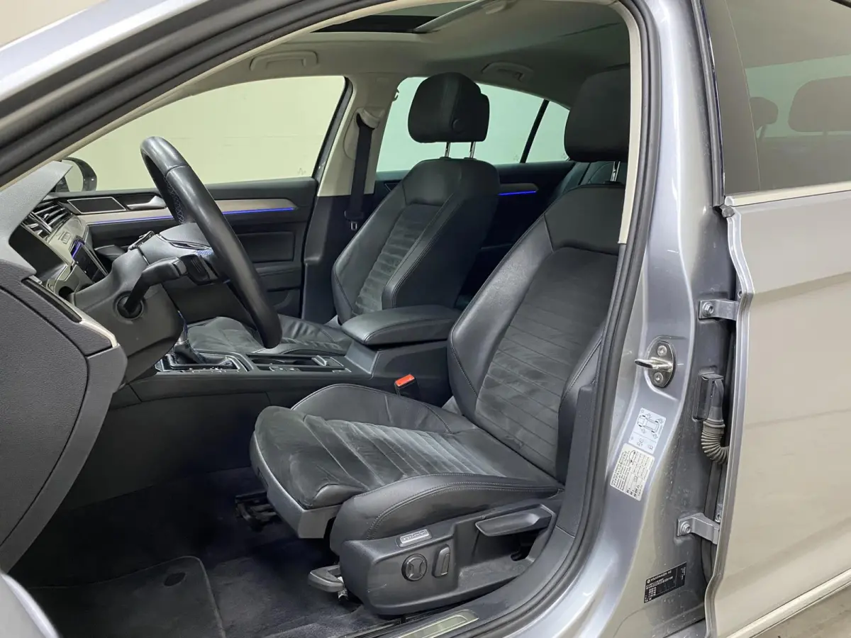 1.4 TSI GTE Highline Panoramadak / Active Info / Discovery Pro