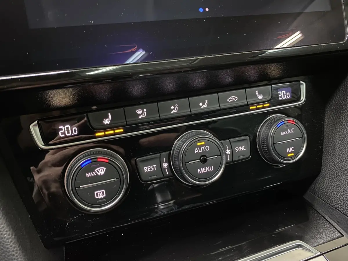 1.4 TSI GTE Highline Panoramadak / Active Info / Discovery Pro