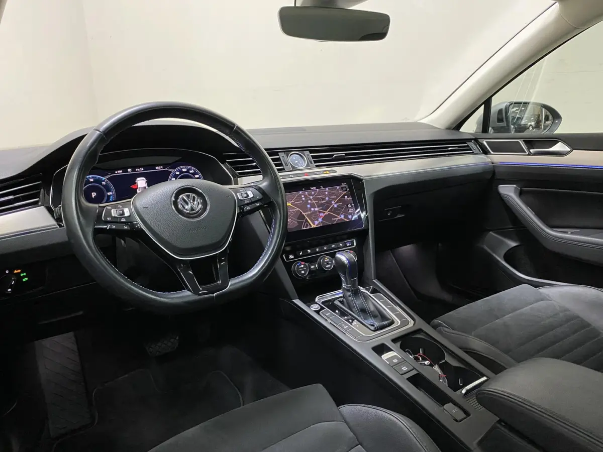 1.4 TSI GTE Highline Panoramadak / Active Info / Discovery Pro