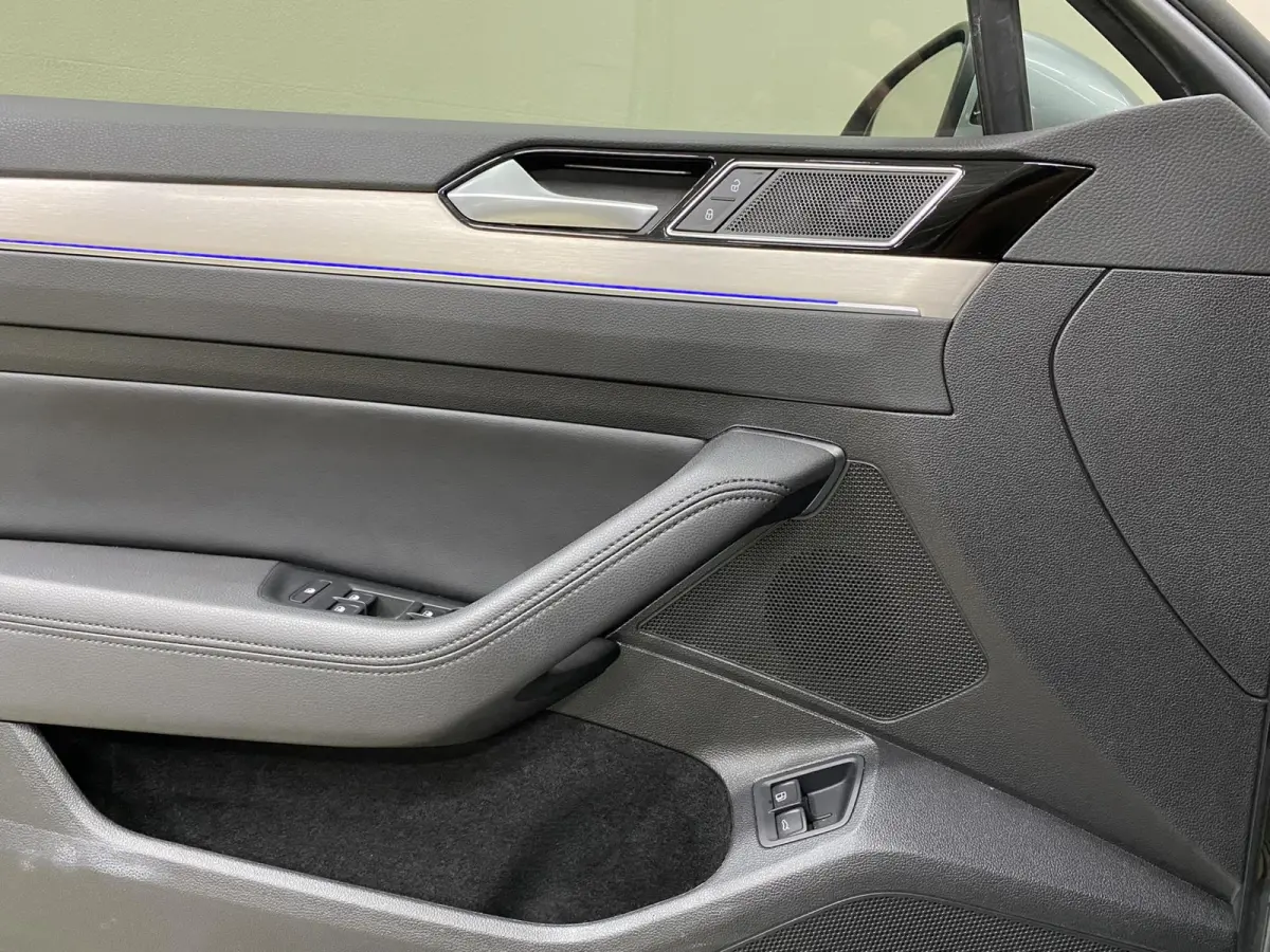 1.4 TSI GTE Highline Panoramadak / Active Info / Discovery Pro