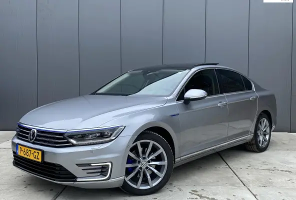 1.4 TSI GTE Highline Panoramadak / Active Info / Discovery Pro