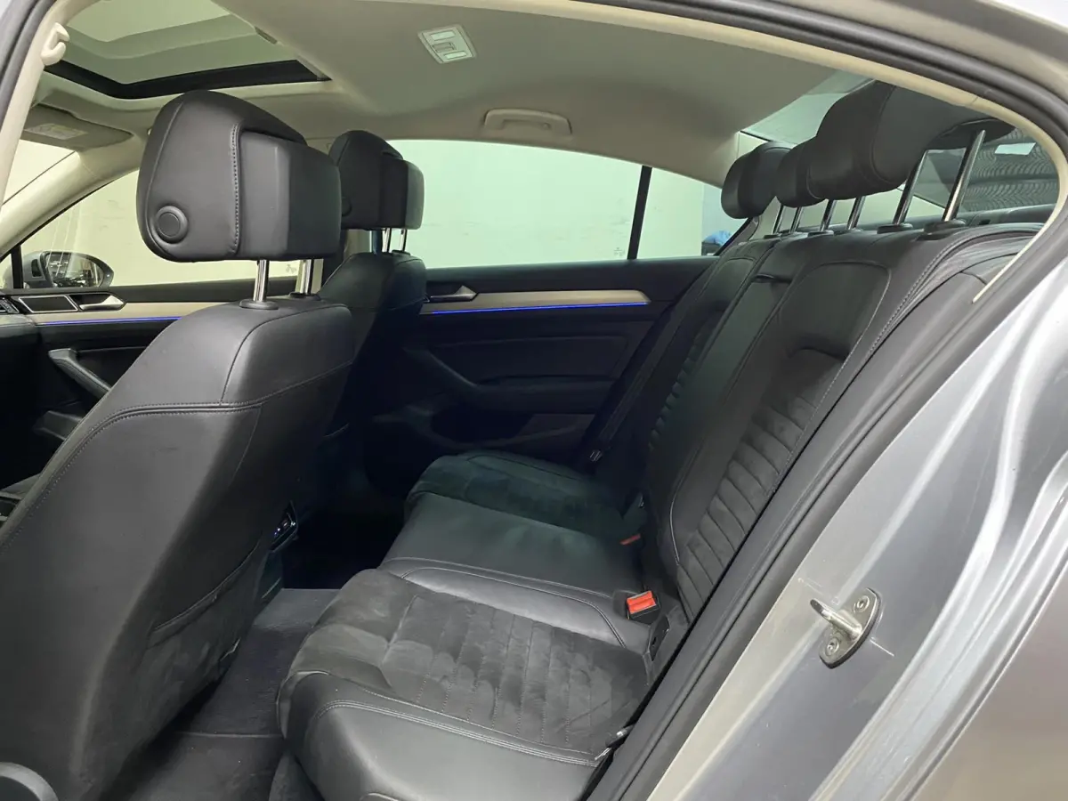 1.4 TSI GTE Highline Panoramadak / Active Info / Discovery Pro