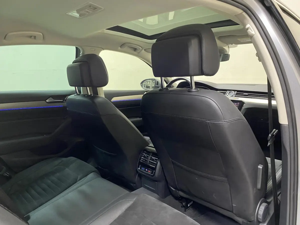 1.4 TSI GTE Highline Panoramadak / Active Info / Discovery Pro