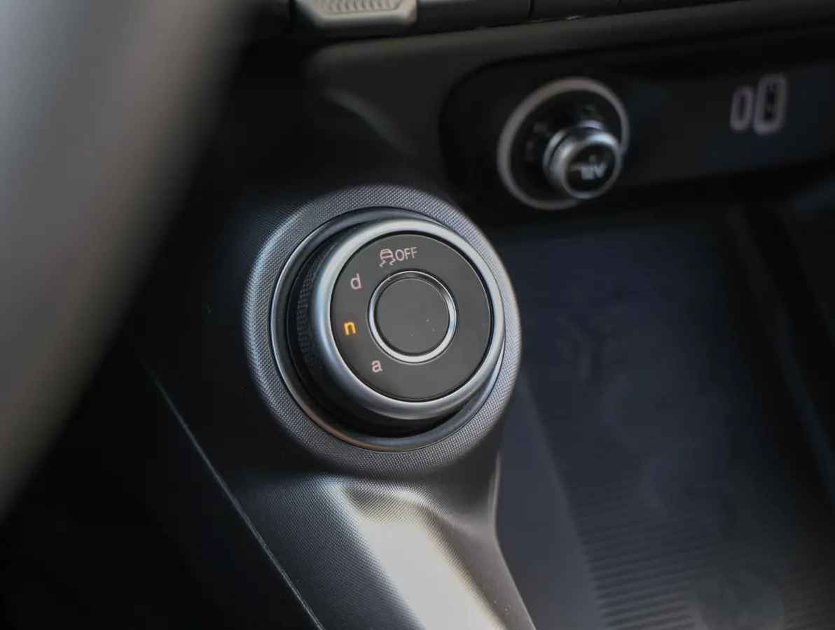 Hybrid Sprint 131pk Automaat | Navi | Camera | Keyless Entry/Start | Voorstoelen Verwarmd | Apple Carplay/Android Auto