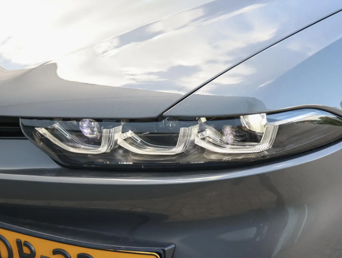 Hybrid Sprint 131pk Automaat | Navi | Camera | Keyless Entry/Start | Voorstoelen Verwarmd | Apple Carplay/Android Auto