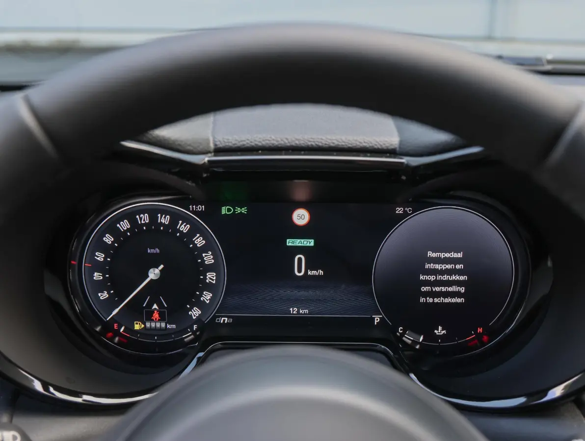 Hybrid Sprint 131pk Automaat | Navi | Camera | Keyless Entry/Start | Voorstoelen Verwarmd | Apple Carplay/Android Auto
