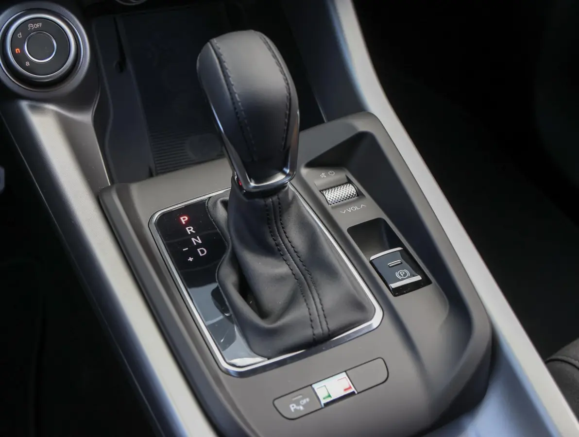 Hybrid Sprint 131pk Automaat | Navi | Camera | Keyless Entry/Start | Voorstoelen Verwarmd | Apple Carplay/Android Auto