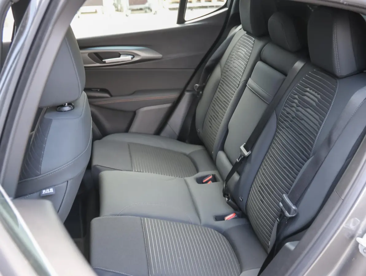Hybrid Sprint 131pk Automaat | Navi | Camera | Keyless Entry/Start | Voorstoelen Verwarmd | Apple Carplay/Android Auto
