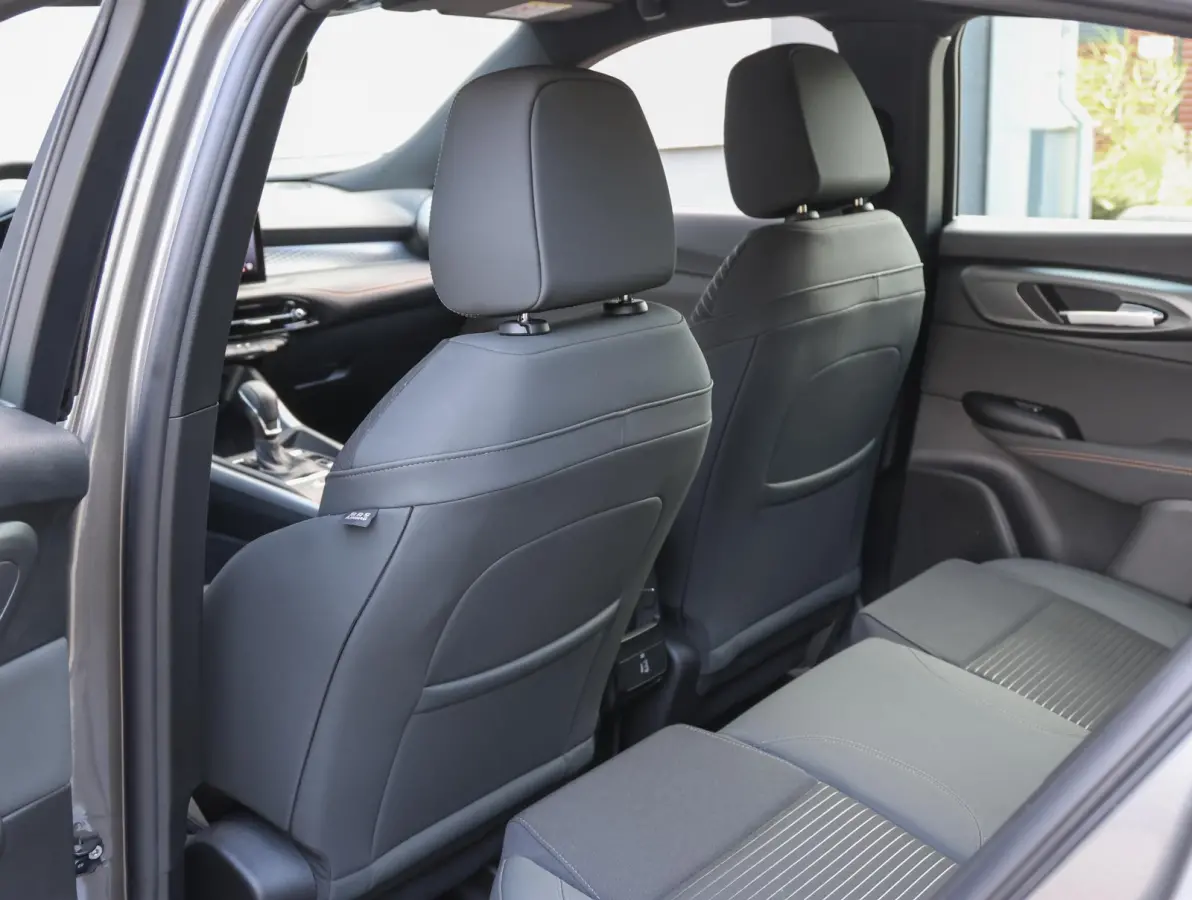 Hybrid Sprint 131pk Automaat | Navi | Camera | Keyless Entry/Start | Voorstoelen Verwarmd | Apple Carplay/Android Auto