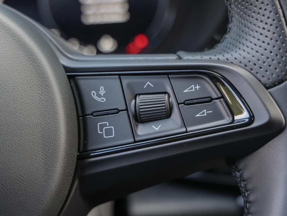Hybrid Sprint 131pk Automaat | Navi | Camera | Keyless Entry/Start | Voorstoelen Verwarmd | Apple Carplay/Android Auto