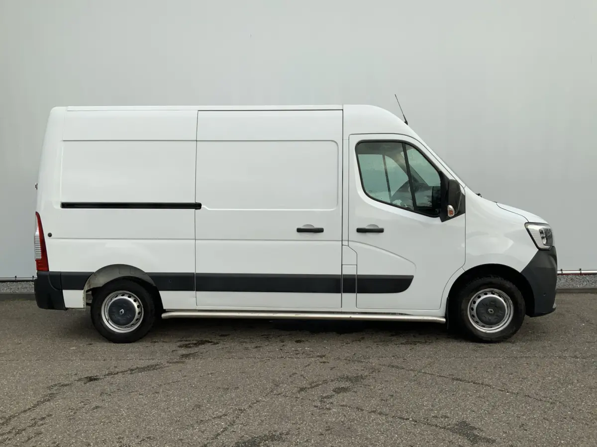 T35 2.3 dCi 135 L2H2 Airco Cruise 3 Zits Camera Navi Side Bar Euro 6