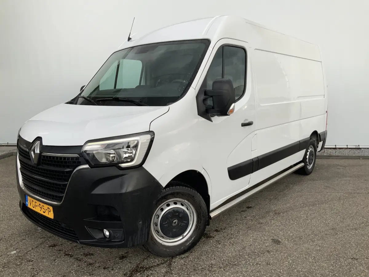 T35 2.3 dCi 135 L2H2 Airco Cruise 3 Zits Camera Navi Side Bar Euro 6