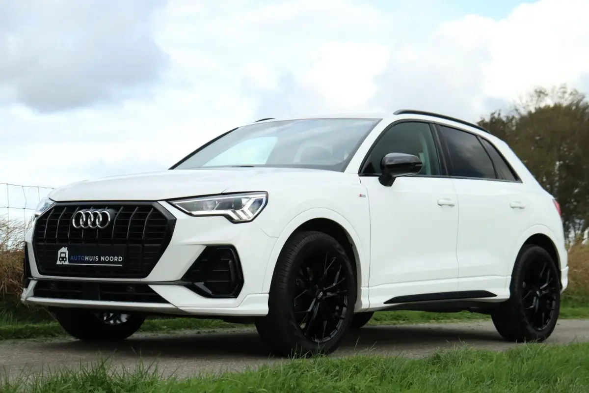 35 TFSI / S-Line / Black Optic / 150PK / Matrix LED / DSG / Navi / ACC / CAMERA / Trekhaak / 19"!