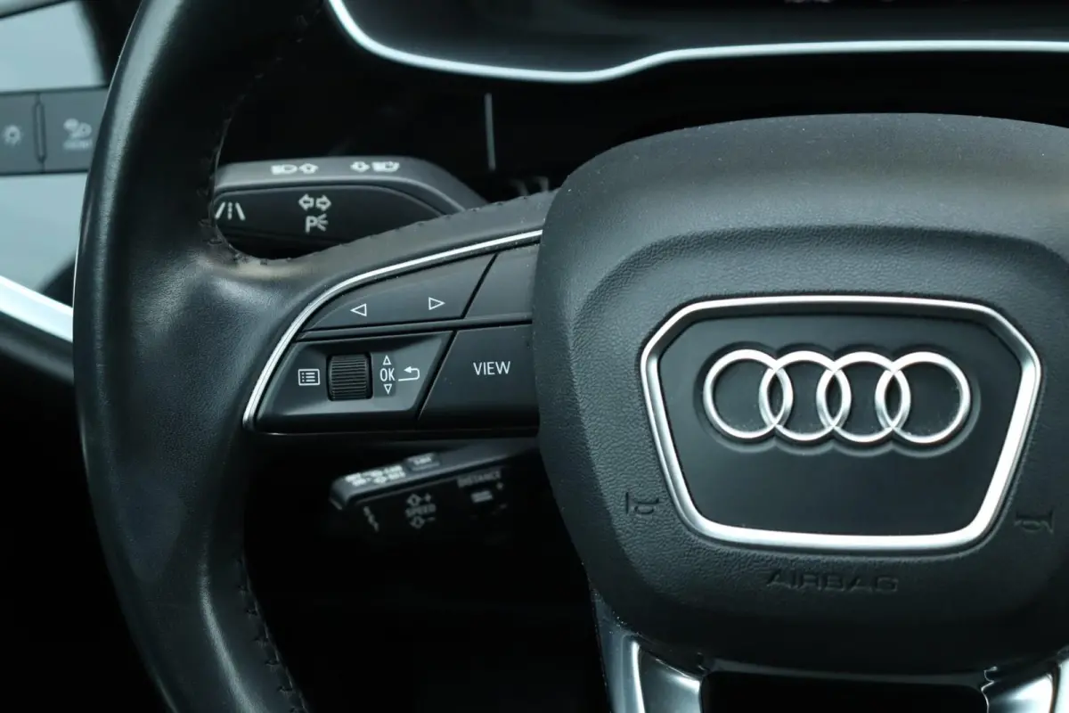 35 TFSI / S-Line / Black Optic / 150PK / Matrix LED / DSG / Navi / ACC / CAMERA / Trekhaak / 19"!