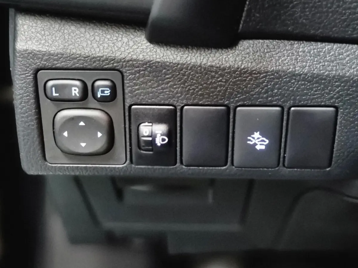 1.8 Hybrid Lease Pro / NAV / DAB