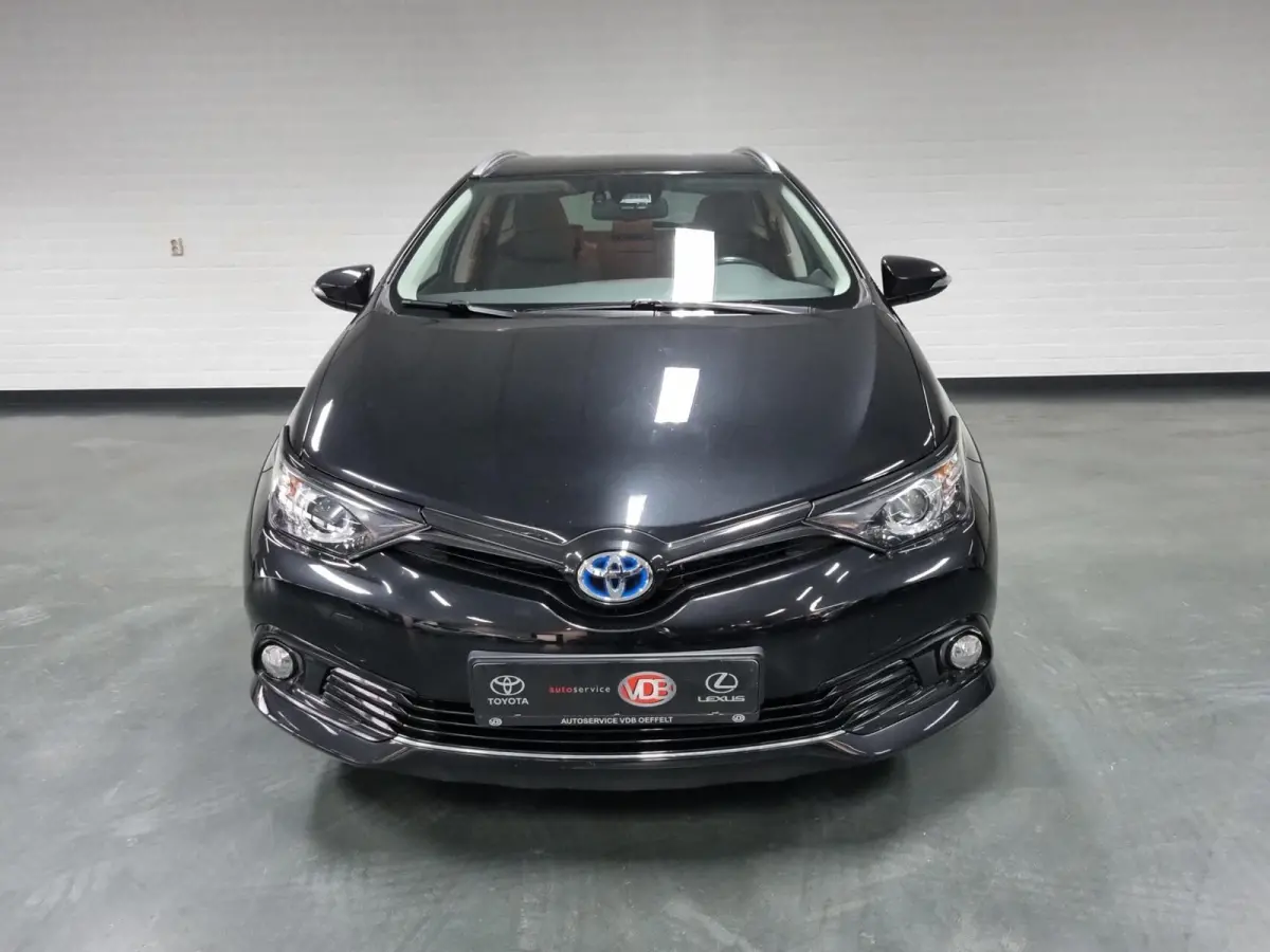 1.8 Hybrid Lease Pro / NAV / DAB