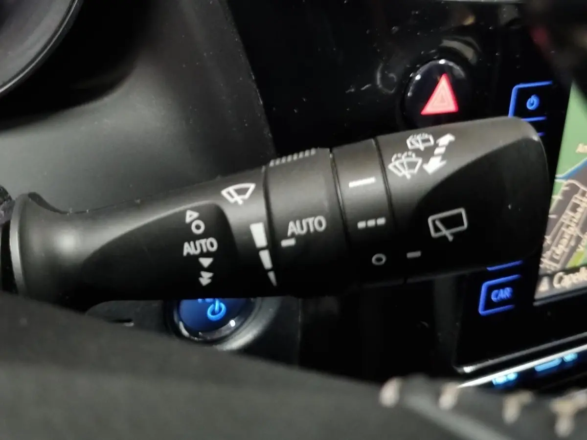 1.8 Hybrid Lease Pro / NAV / DAB