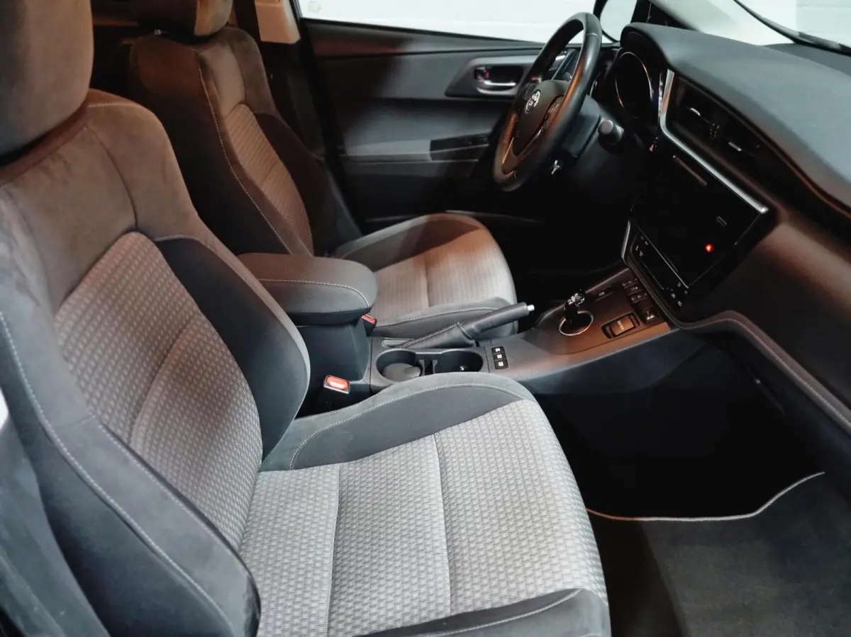 1.8 Hybrid Lease Pro / NAV / DAB