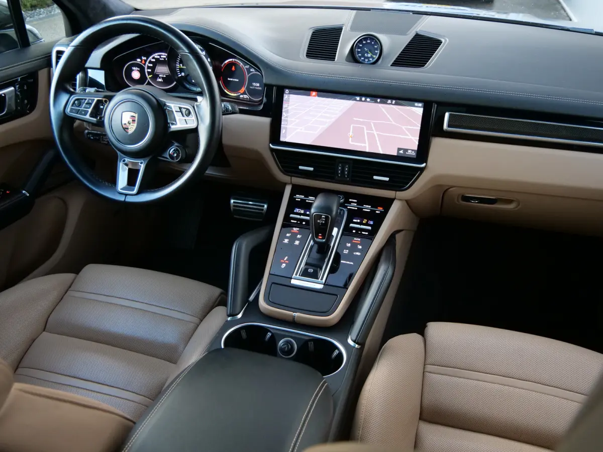 4.0 Turbo S E-Hybrid 680pk Automaat Navi / 21 inch / Achteras besturing / Luchtvering