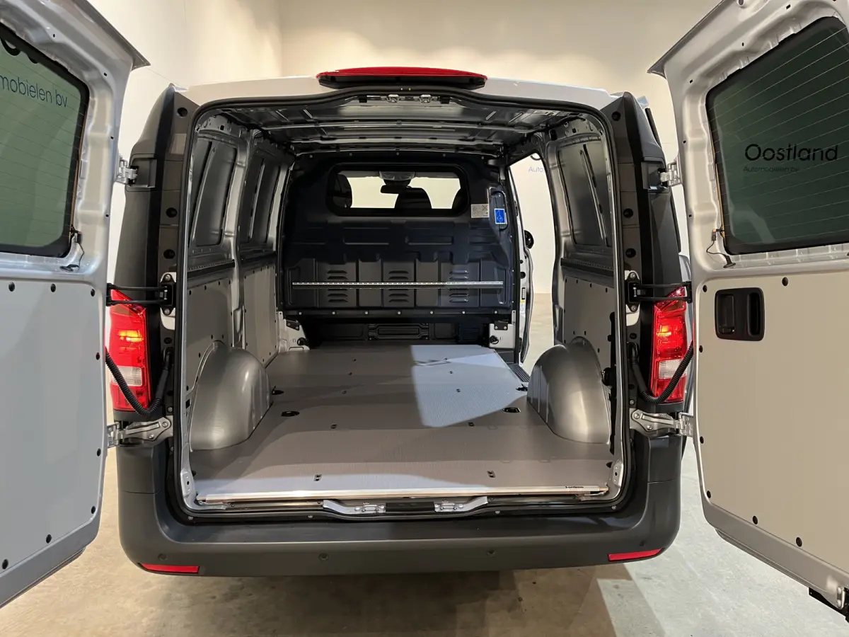 116 CDI Lang Automaat / Euro 6 / Airco / Cruise Control / Camera / CarPlay / Navigatie / 3-Zits / 1.000 KM !! Z.G.A.N. !!