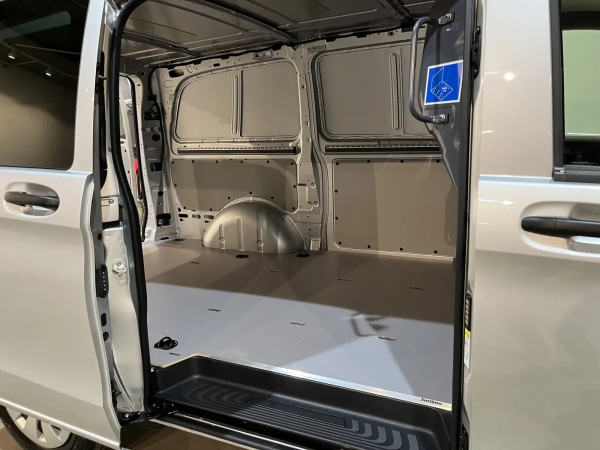 116 CDI Lang Automaat / Euro 6 / Airco / Cruise Control / Camera / CarPlay / Navigatie / 3-Zits / 1.000 KM !! Z.G.A.N. !!