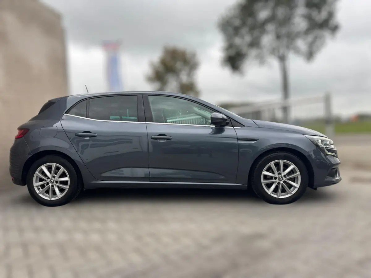 1.2 TCe Zen TREKHAAK / PDC / CRUISE CONTROL / NAVI / BLUETOOTH BELLEN / ECC / NIEUWE KOPP / 132 PK
