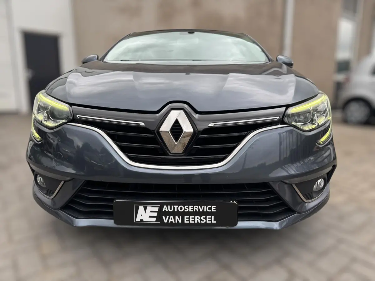 1.2 TCe Zen TREKHAAK / PDC / CRUISE CONTROL / NAVI / BLUETOOTH BELLEN / ECC / NIEUWE KOPP / 132 PK