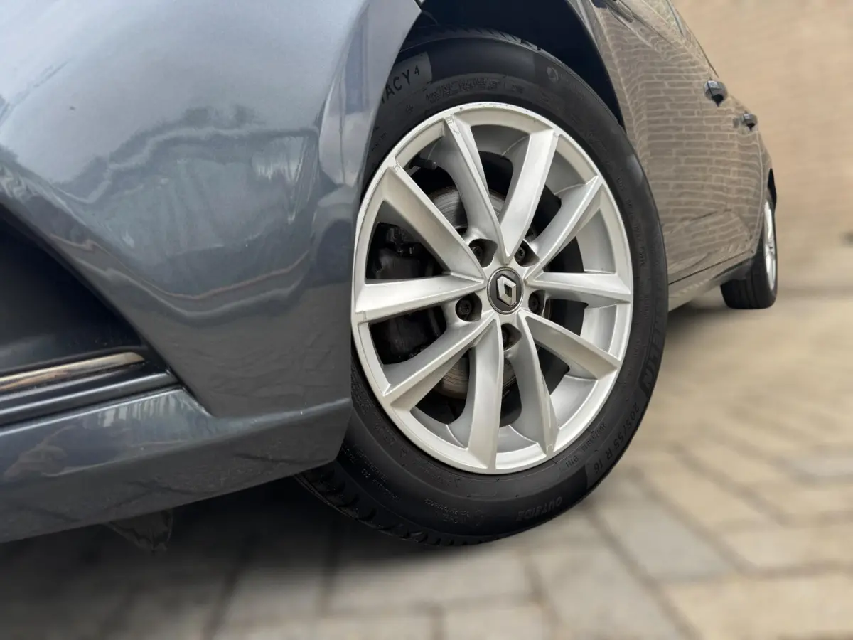 1.2 TCe Zen TREKHAAK / PDC / CRUISE CONTROL / NAVI / BLUETOOTH BELLEN / ECC / NIEUWE KOPP / 132 PK